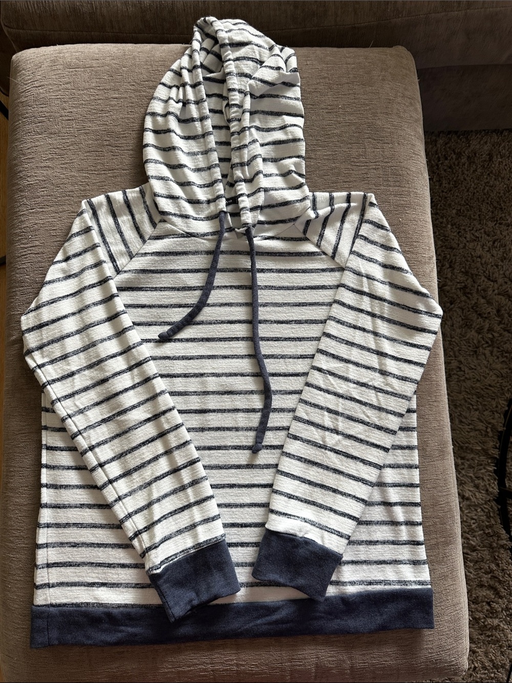 Staccato White & Navy Striped Hooded Sweater